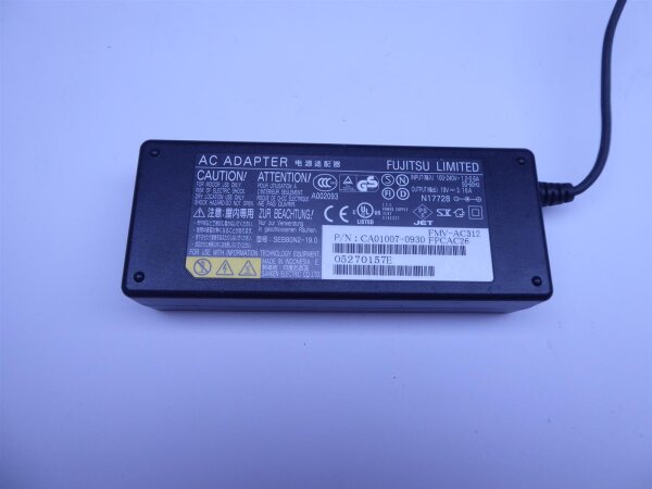 ORIGINAL Fujitsu Notebook Ladegerät Netzteil 60W (19V / 3,16A) + Stromkabel