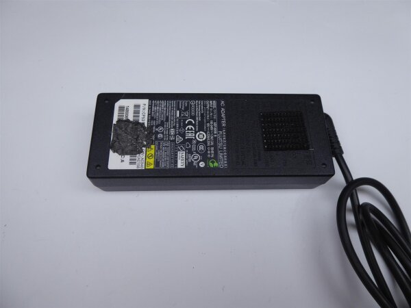 ORIGINAL Fujitsu Notebook Ladegerät Netzteil 80W (19V / 4,22A) + Stromkabel 3p.