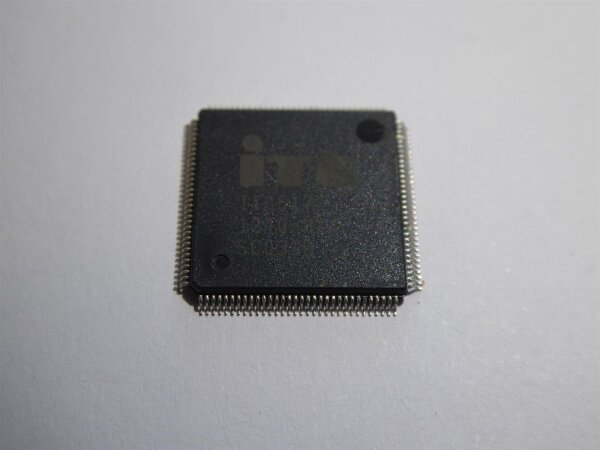 Asus  K56CM IC Chip IT8517E aus Board K56CM