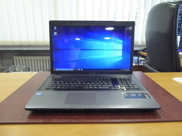 Asus K95V Workstation 18.4" Full HD  I7 / 16GB / 1TB HDD