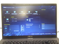 Asus R521U NoteBook mit Speicher ohne HDD und Netzteil...