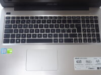 ASUS X556U NoteBook mit Speicher ohne HDD und Netzteil...