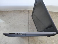 Asus X556U  I5-7200 8GB RAM  128GB SSD / 15,6"  Full HD LED Display