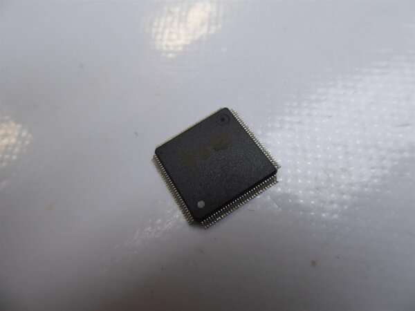 Asus Pro P2520L Super IO Chip vom Mainboard  #4175