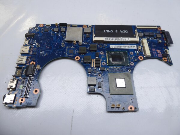 Samsung NP700Z5C i5-2450M AMD Mobility Radeon HD 6750 BA92-09713B  #4324